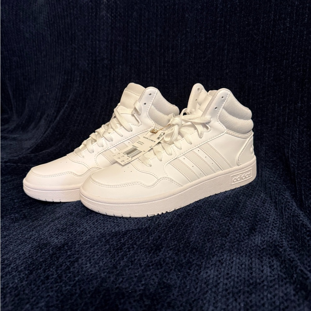 🆕 Women’s Adidas Hoops 3.0 Mid Classic White Sneakers- Size 8